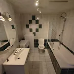 Cosy Triplex 3 *